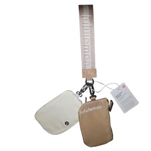 NWT Lululemon  Dual Pouch Wristlet Never Lost Lululemon Tan & Cream
